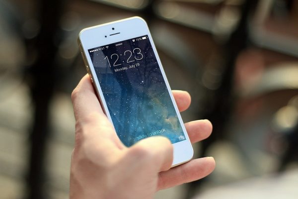 how to hide messages on iphone